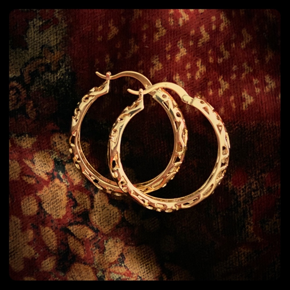 18k Gold Plated Filigree Vine Hoop Earrings